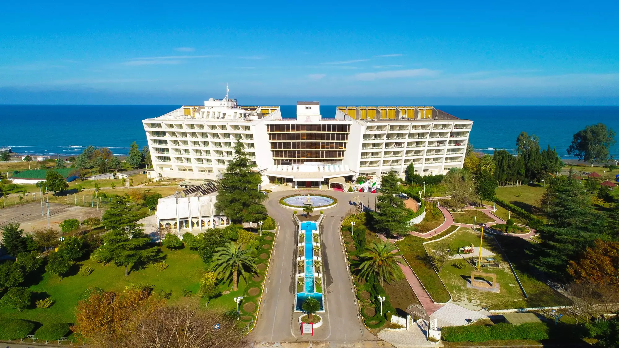 Alibaba https://cdn.alibaba.ir/ostorage/hotel-accommodation-images/69661dab6b43e2b9afa3bd1e_نمای بیرونی ۲.webp